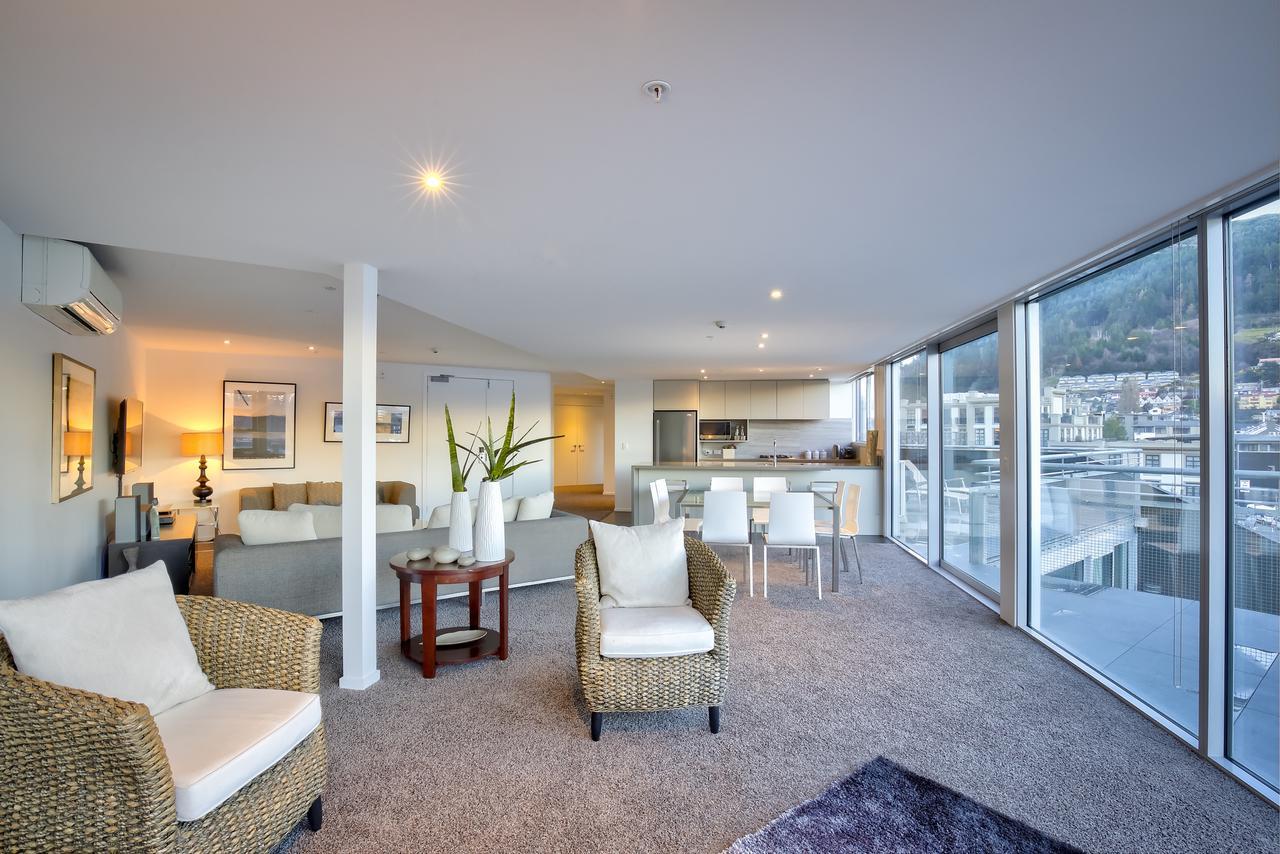 The Luxury Apartment Queenstown Exterior photo